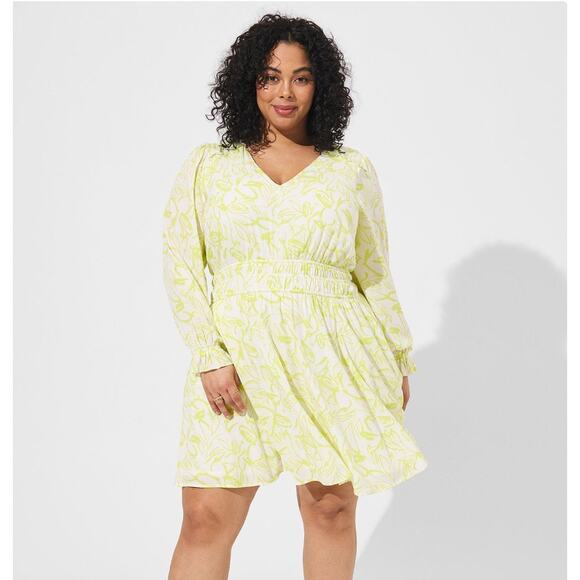 NWT Torrid Floral Yellow Mini Gauze Wide Waist Skater Dress 1X - Picture 1 of 8